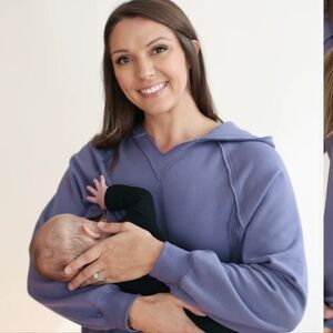 MOVEMAMA Nursing Friendly Hoodie